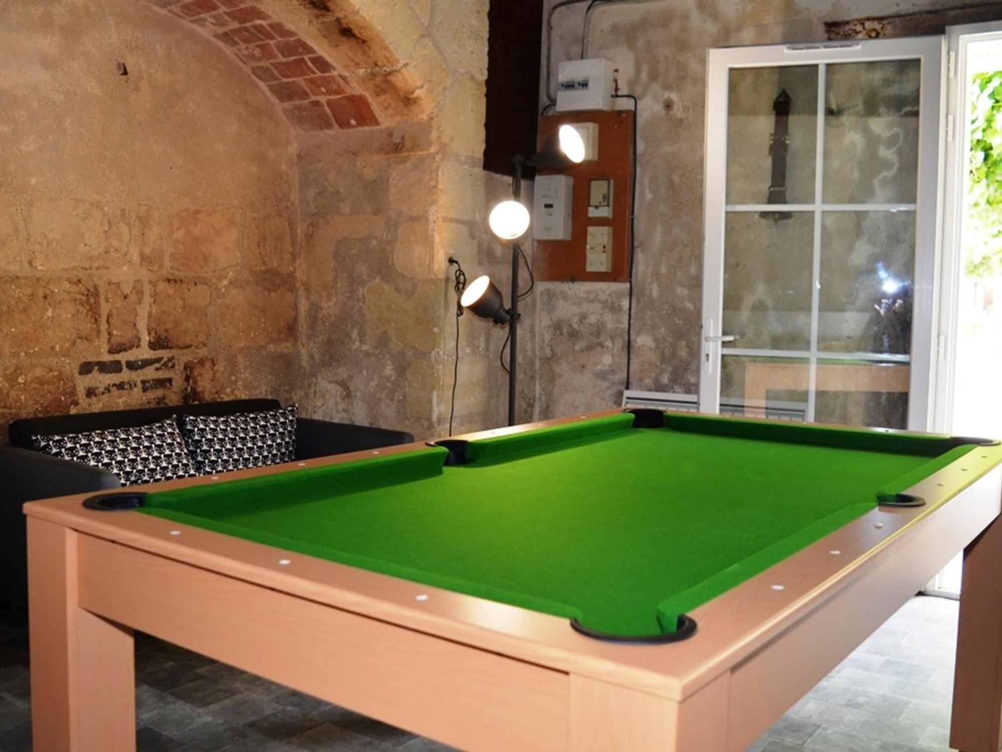 Maison Troglodyte Elegante Avec Spa, Salle De Jeux Et Jardin Clos A Vouvray - Fr-1-381-87 Exterior foto